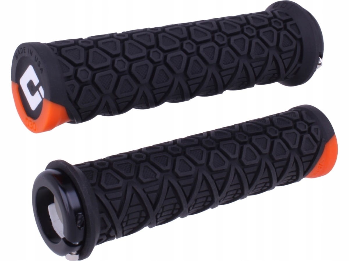 Chwyty ODI MTB Vanquish v2.1 Lock-On black w/ black clamps.jpg