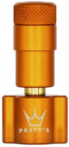 Pompka na naboje CO2 PEATY'S HOLESHOT TYRE INFLATOR HEAD MATTE MANGO