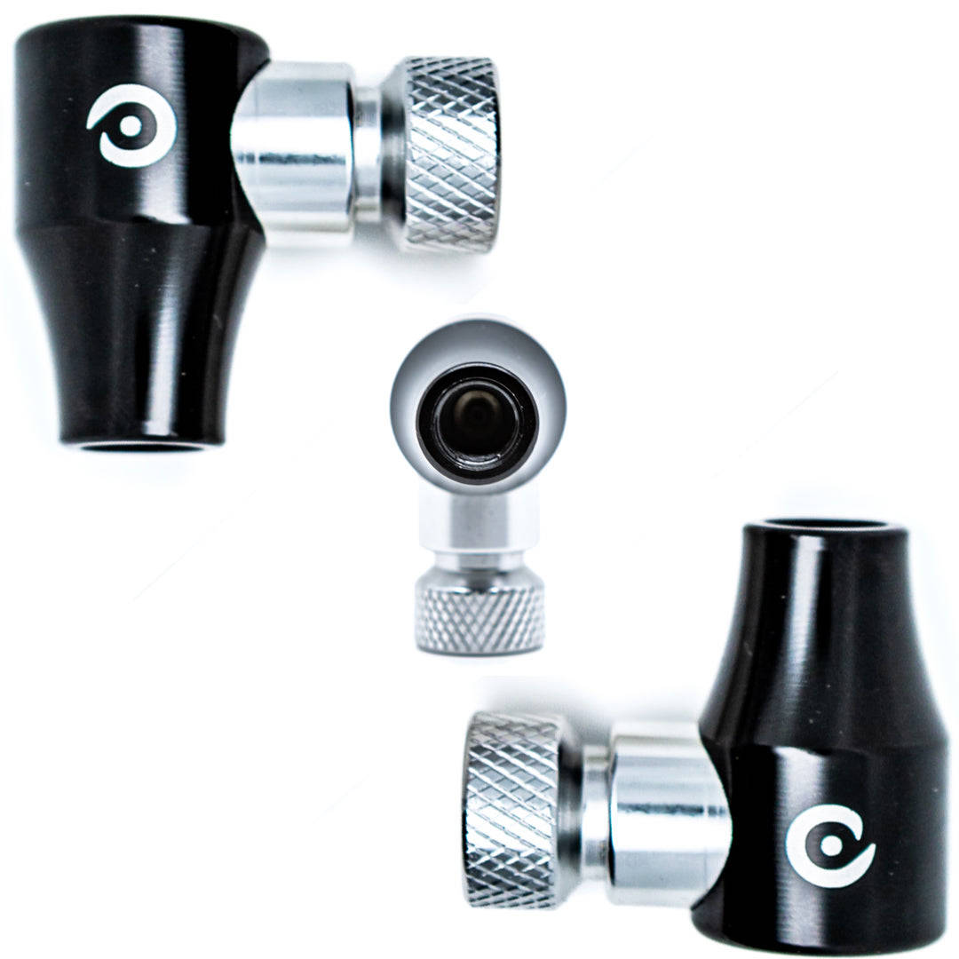 Pompka na naboje CO2 MOMUM Quick Inflator black.jpg